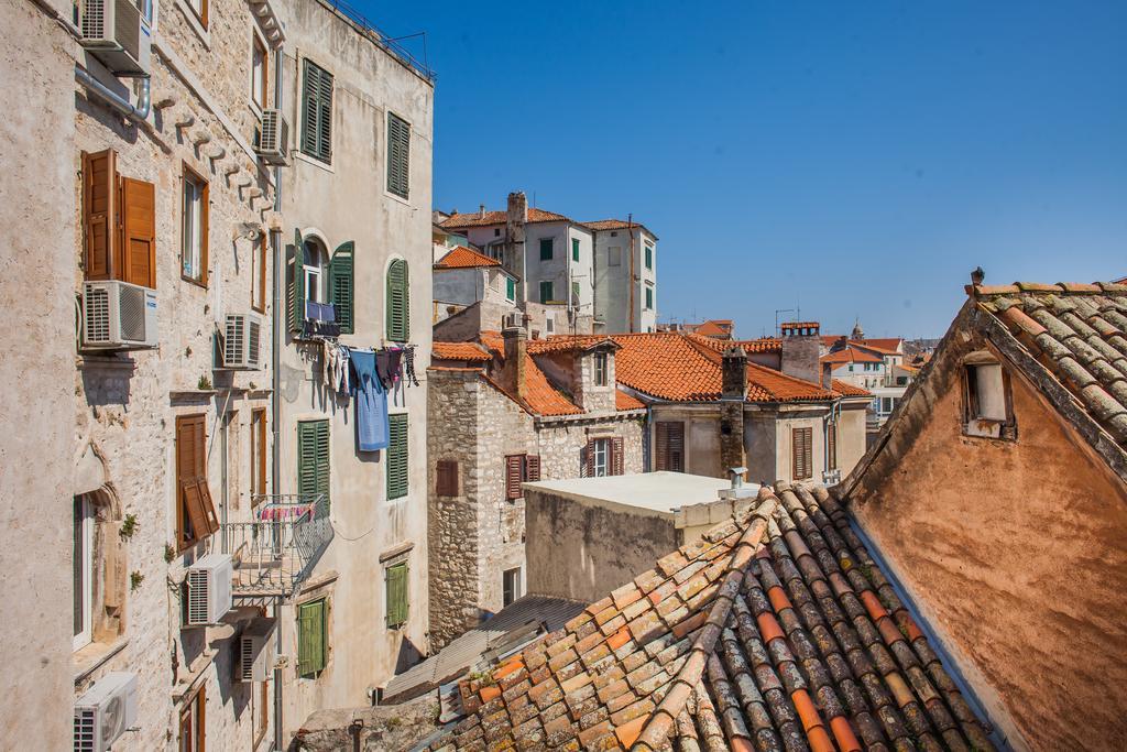 Apartments Laurus Sibenik Bagian luar foto