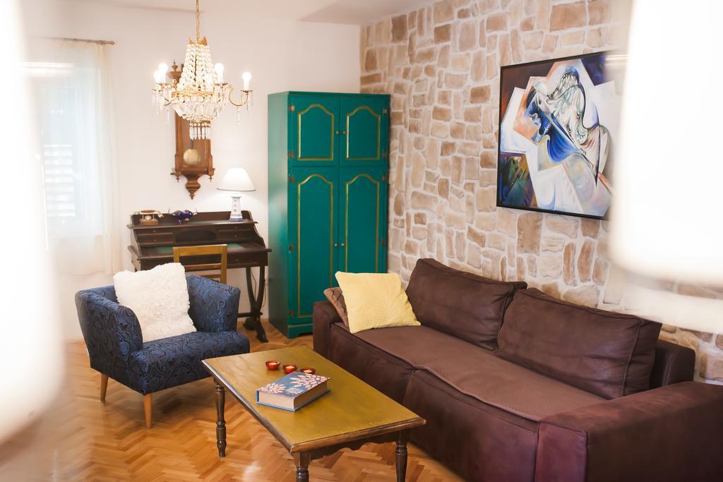 Apartments Laurus Sibenik Bagian luar foto