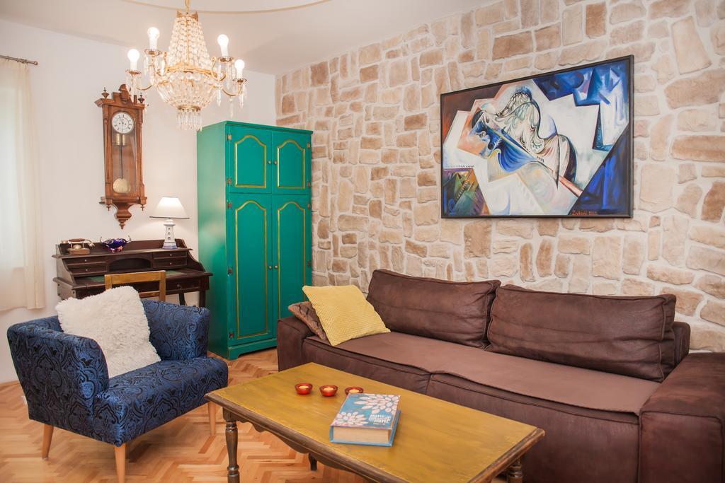 Apartments Laurus Sibenik Bagian luar foto