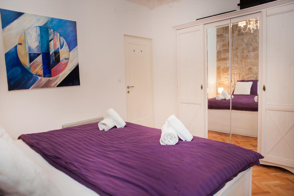 Apartments Laurus Sibenik Bagian luar foto