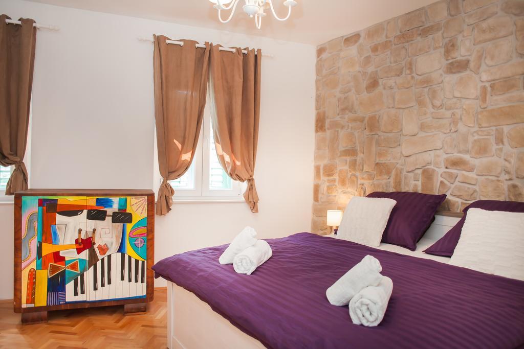 Apartments Laurus Sibenik Bagian luar foto